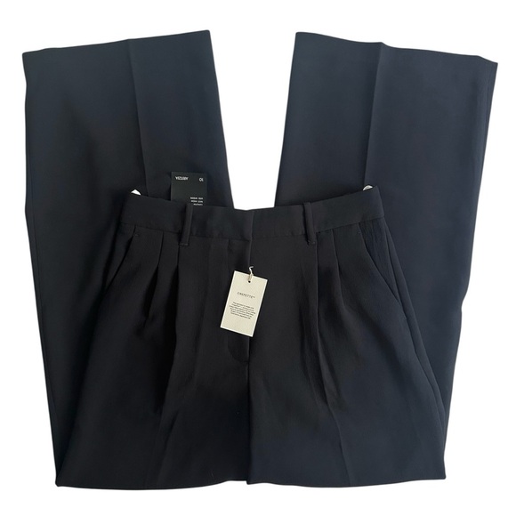 NWT💕 Aritzia The Effortless Pant *Wider Crepette™ - Black SZ 10 - Picture 5 of 6